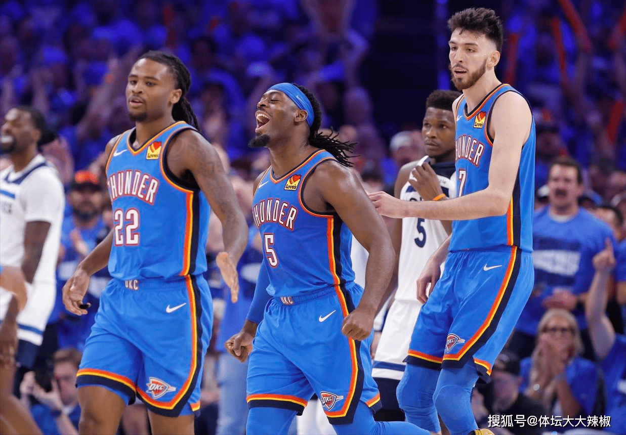 中场休息 中场休息